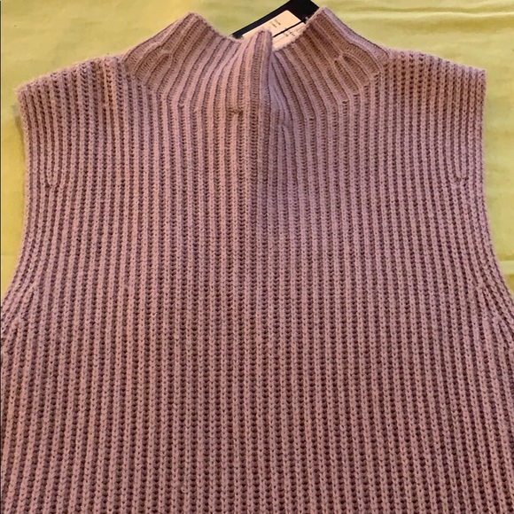 Escada size L sleeveless sweater - Picture 8 of 16
